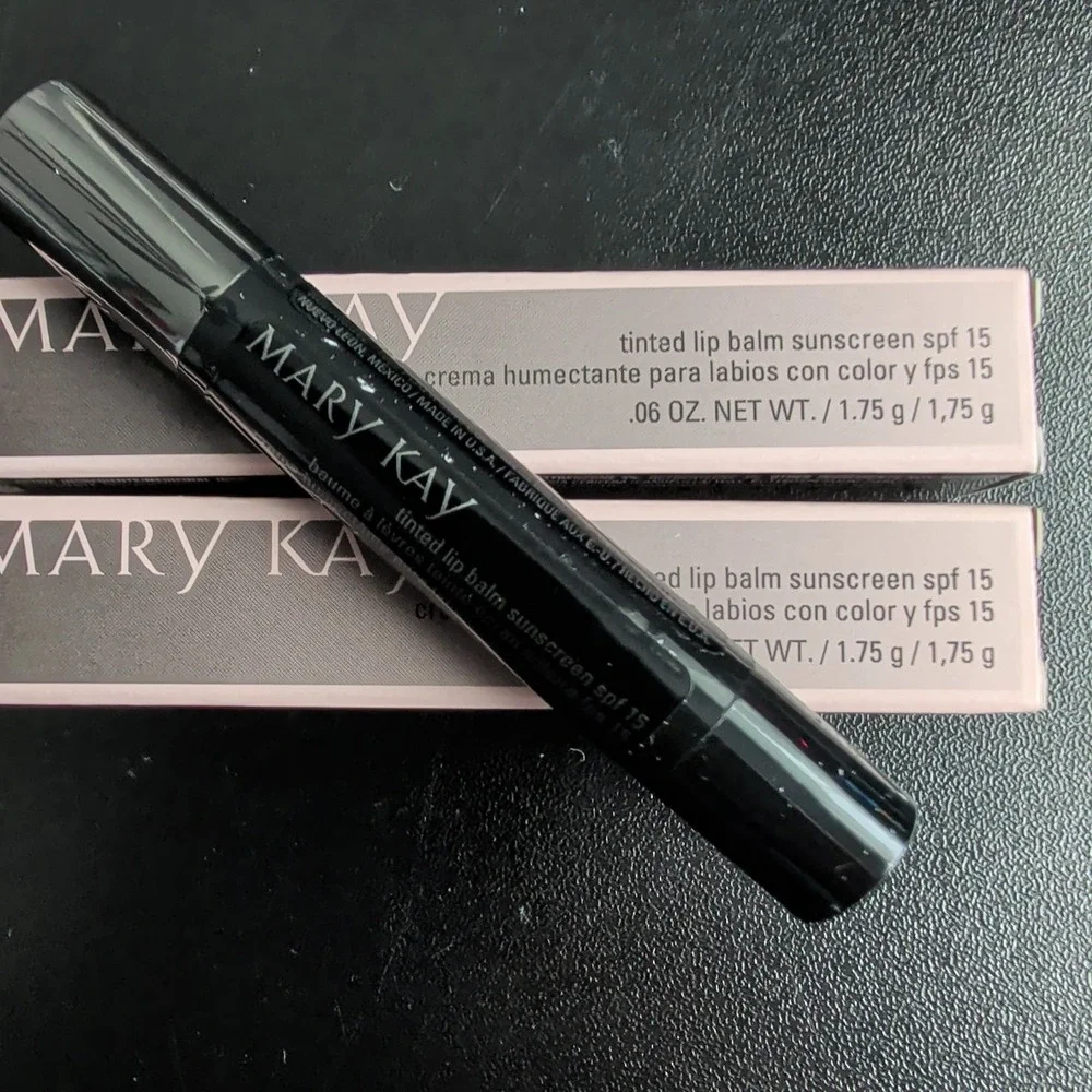 Mary Kay Tinted Lip Balm Sunscreen 025749 SPF 15 Natural QTY 2 .06 oz EXP 06/11